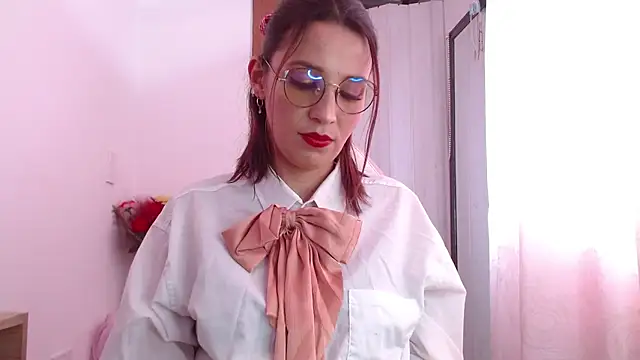 Snapshot of sapphiresexyhot chatting on May 22, 2026, 8:51 pm sapphiresexyhot online show from May 22, 2026, 8:51 pm