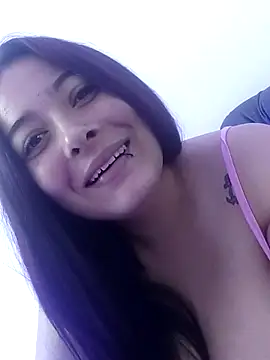 Snapshot of JulietaKane chatting on February 27, 2025, 8:56 am JulietaKane online show from February 27, 2025, 8:56 am