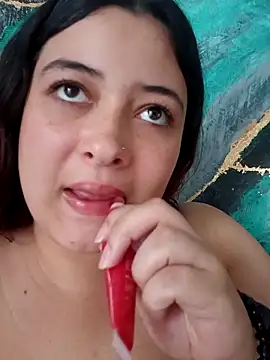 JulietaKane online show from February 3, 2026, 9:20 pm