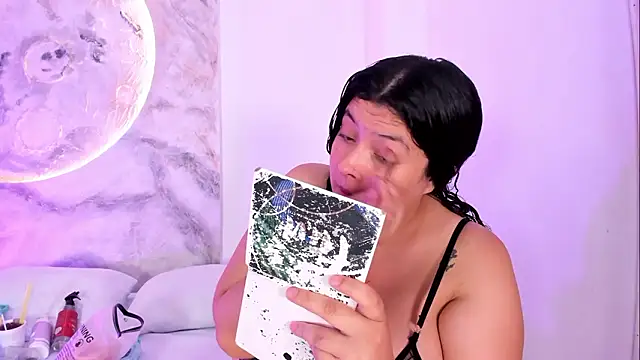 Snapshot of JulietaKane chatting on March 6, 2026, 4:51 am JulietaKane online show from March 6, 2026, 4:51 am