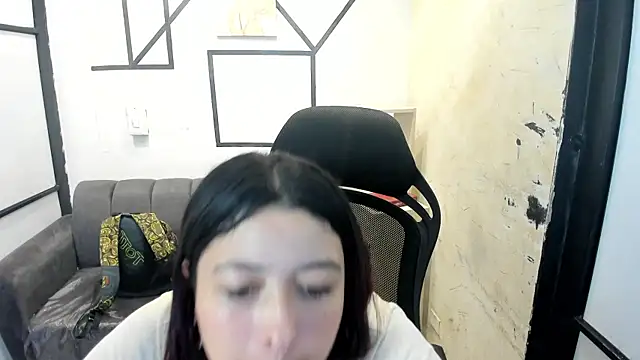 Snapshot of JulietaKane chatting on September 11, 2025, 3:39 am JulietaKane online show from September 11, 2025, 3:39 am