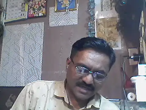 LOVEGURU D online show from December 31, 2024, 4:57 pm