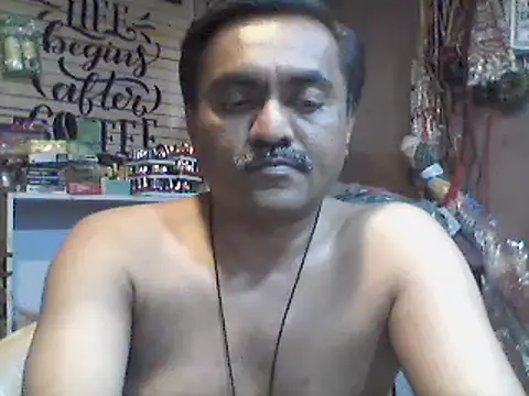 LOVEGURU D online show from March 3, 2025, 6:35 pm