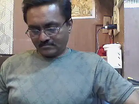 LOVEGURU D online show from December 28, 2024, 2:21 pm