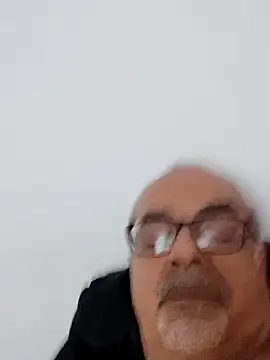 Satiro Sevilla online show from October 4, 2025, 9:05 pm