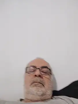 Satiro Sevilla online show from December 19, 2025, 5:04 pm