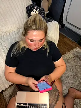 Snapshot of mimiprincessxoox chatting on October 3, 2025, 1:34 pm mimiprincessxoox online show from October 3, 2025, 1:34 pm