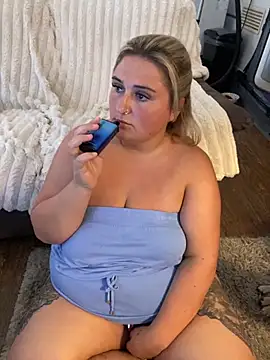 Snapshot of mimiprincessxoox chatting on September 20, 2025, 1:38 pm mimiprincessxoox online show from September 20, 2025, 1:38 pm