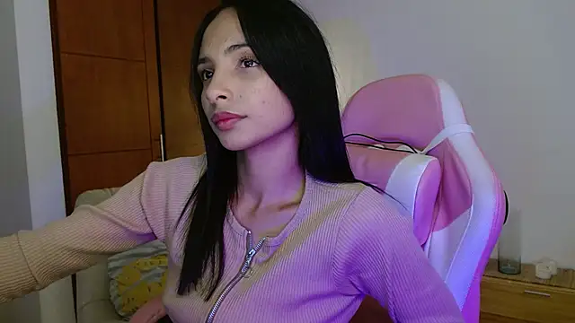 AnnitaSerna  online show from April 1, 2026, 3:30 am