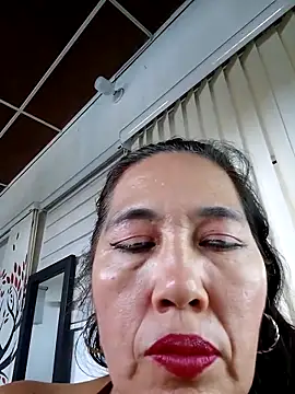 Snapshot of anniecoopeer chatting on February 26, 2025, 7:10 pm anniecoopeer online show from February 26, 2025, 7:10 pm