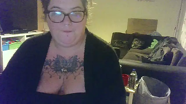 Snapshot of peachy-paige chatting on January 29, 2025, 6:33 am peachy-paige online show from January 29, 2025, 6:33 am