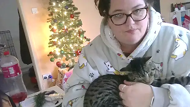 Snapshot of peachy-paige chatting on December 11, 2024, 12:02 pm peachy-paige online show from December 11, 2024, 12:02 pm