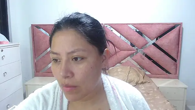 Snapshot of moan_sex2 chatting on May 2, 2026, 4:07 am moan sex2 online show from May 2, 2026, 4:07 am