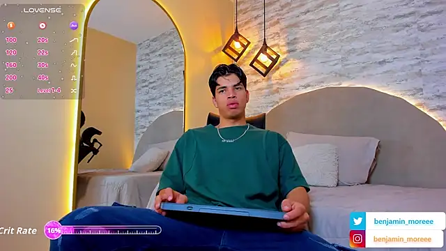 Benjamin More online show from October 6, 2025, 12:28 pm