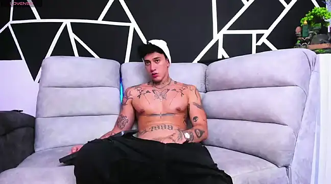 JUSTIN FULLER1 online show from February 22, 2025, 9:48 pm