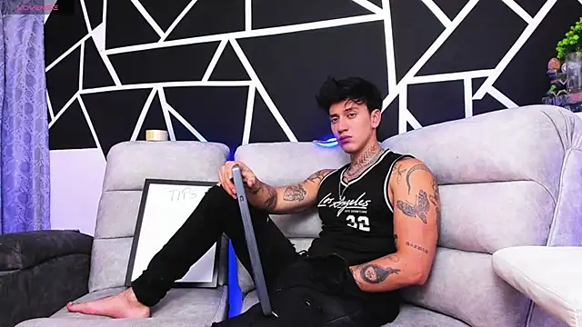 JUSTIN FULLER1 online show from February 27, 2025, 12:03 am