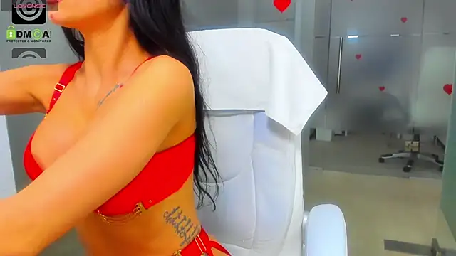 Queenrafaella online show from February 23, 2026, 3:41 am