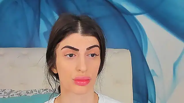 Snapshot of SkinnyDolly chatting on March 23, 2026, 3:06 am SkinnyDolly online show from March 23, 2026, 3:06 am