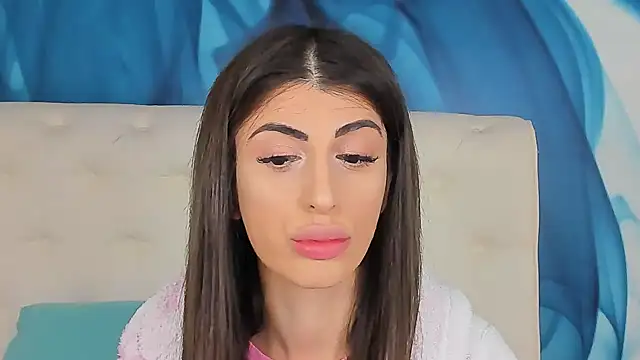 Snapshot of SkinnyDolly chatting on March 1, 2026, 8:42 pm SkinnyDolly online show from March 1, 2026, 8:42 pm