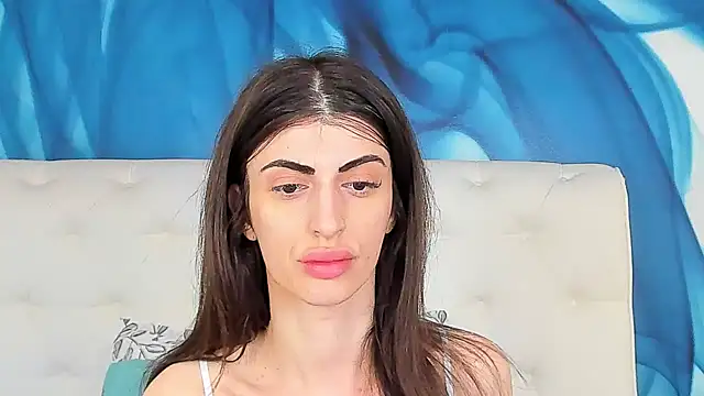 Snapshot of SkinnyDolly chatting on March 25, 2026, 3:06 am SkinnyDolly online show from March 25, 2026, 3:06 am