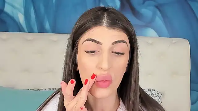 SkinnyDolly online show from January 12, 2026, 9:31 pm