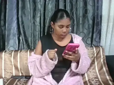 Snapshot of Lilmisskay18 chatting on July 28, 2026, 3:21 pm Lilmisskay18 online show from July 28, 2026, 3:21 pm