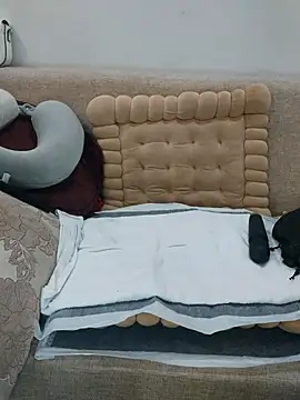 Snapshot of Cery-Bae chatting on November 7, 2025, 6:34 pm Cery-Bae online show from November 7, 2025, 6:34 pm