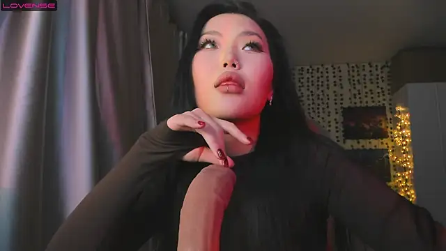 Snapshot of uko_sa chatting on January 6, 2026, 4:22 pm uko sa online show from January 6, 2026, 4:22 pm