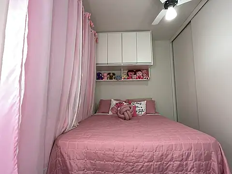 Snapshot of lariic chatting on March 20, 2025, 11:38 am lariic online show from March 20, 2025, 11:38 am