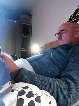 bogland33 online show from January 14, 2026, 7:28 pm