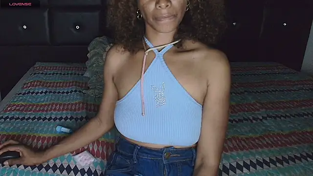 SashaBrianna99 online show from October 12, 2025, 5:20 am