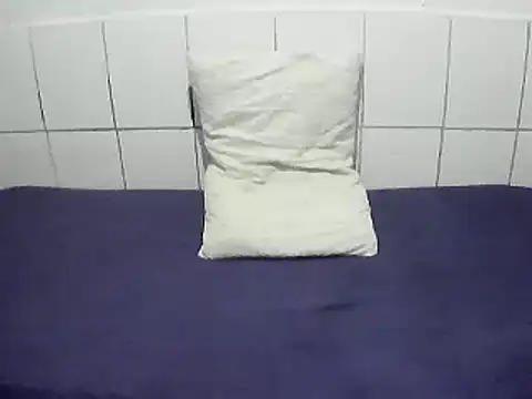 Snapshot of pierdona chatting on May 16, 2026, 8:19 pm pierdona online show from May 16, 2026, 8:19 pm