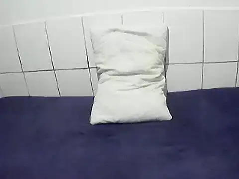 Snapshot of pierdona chatting on April 20, 2026, 6:31 pm pierdona online show from April 20, 2026, 6:31 pm