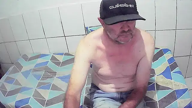 pierdona online show from November 7, 2025, 8:13 pm