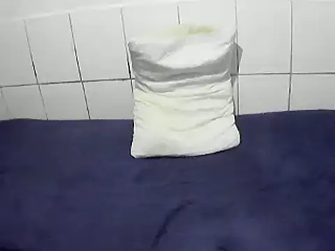 Snapshot of pierdona chatting on April 16, 2026, 9:39 pm pierdona online show from April 16, 2026, 9:39 pm