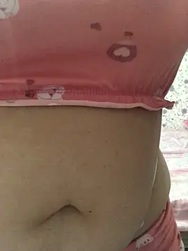 ahross online show from April 18, 2026, 9:11 am