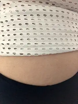 ahross online show from December 18, 2025, 9:36 am