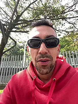 dantedesirexx online show from February 26, 2026, 3:23 pm