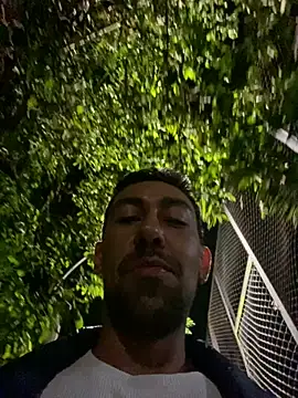 Snapshot of dantedesirexx chatting on March 6, 2025, 6:41 am dantedesirexx online show from March 6, 2025, 6:41 am