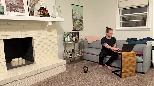 DaddydayDrinkzz online show from December 31, 2024, 5:22 am