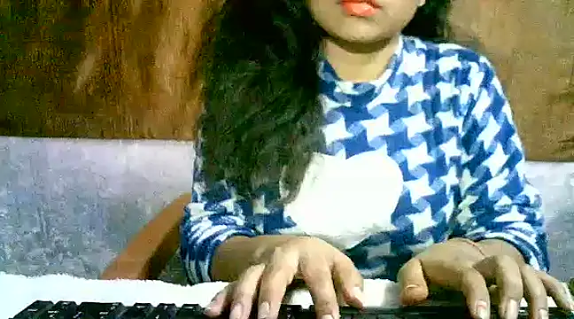 Sexy Dimpy online show from December 8, 2024, 6:39 pm