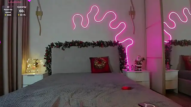 Snapshot of flora_off chatting on January 9, 2025, 12:30 pm flora off online show from January 9, 2025, 12:30 pm