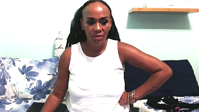 MistressShirleyx online show from March 12, 2025, 3:29 pm