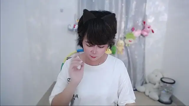 Fan ting online show from October 1, 2025, 3:55 am