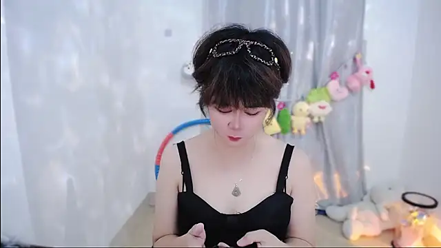 Fan ting online show from October 22, 2025, 2:44 am