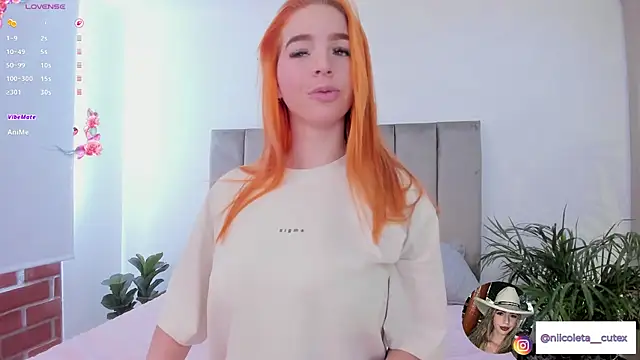 Niicoleta online show from October 22, 2025, 7:13 pm