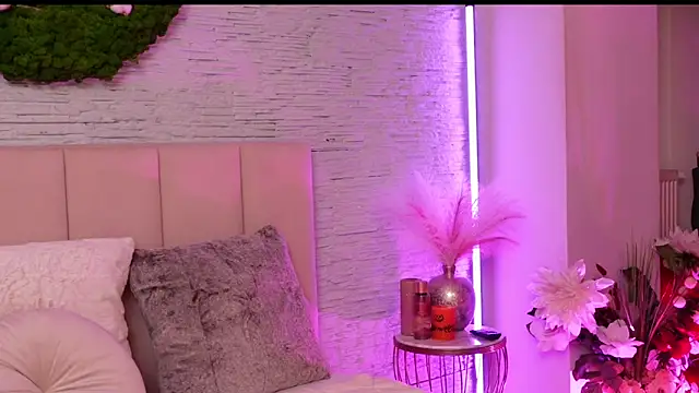 Snapshot of RachelSwaan chatting on October 24, 2025, 8:46 am RachelSwaan online show from October 24, 2025, 8:46 am