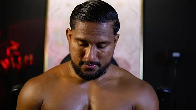 Snapshot of CallumMuscle chatting on October 22, 2025, 7:35 pm CallumMuscle online show from October 22, 2025, 7:35 pm