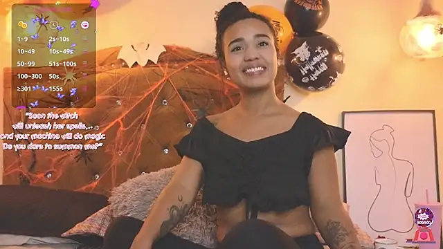 evafoxs online show from October 10, 2025, 2:56 am