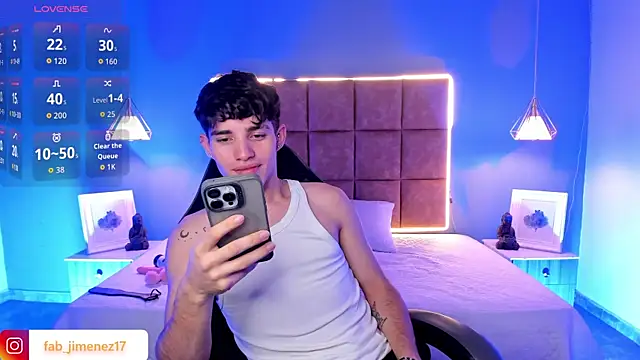 Snapshot of AlejooTwink chatting on March 29, 2026, 1:02 pm AlejooTwink online show from March 29, 2026, 1:02 pm